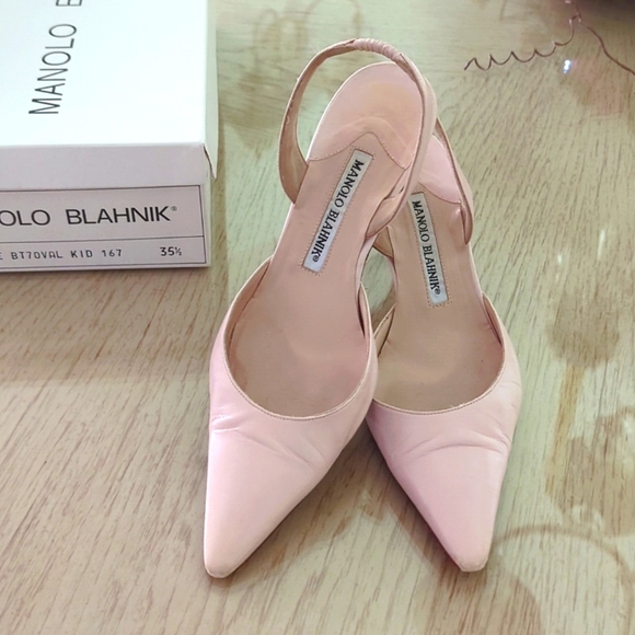 Manolo Blahnik Slingbacks - Picture 2 of 10